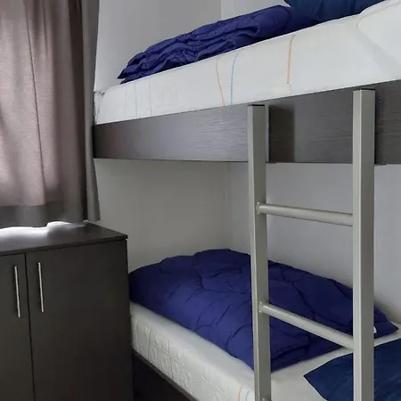 Aan De Maas - Maaslande 6 Personen By Interhome